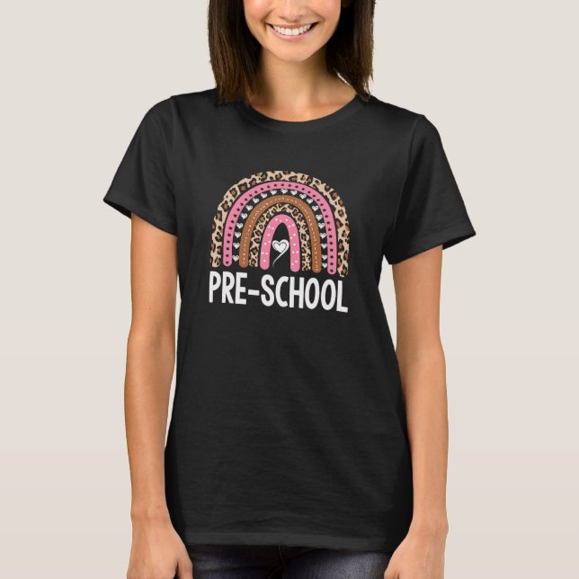 Lärare från Klass i förskolan Leopard Rainbow Teac T Shirt (Framsida)