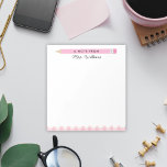 Lärare ger Anpassningsbar Illustrated Rosa Pencil Anteckningsblock<br><div class="desc">Anteckningsblocket Grått Pencil i Lärarpresenten Illustrated Anpassningsbar är en underbar gåva till Din favoritlärare. Anpassa med en namn för en unik gåva. Läraranteckningar dynor gör underbara helgdag eller årsskiftet. Utformningen har min egen illustration av en penna. Andra tillgängliga alternativ för Färg.</div>
