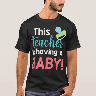 Lärare Gravid Announcement Lärare som har ett förb T Shirt