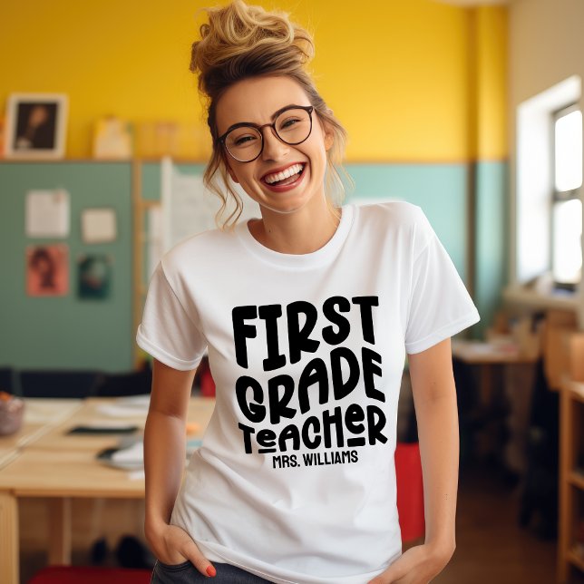 Lärare i första klass Enkel typografidesign T Shirt (Skapare uppladdad)