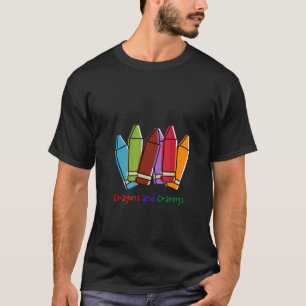 Lärare i kritor och krämfärgning t shirt