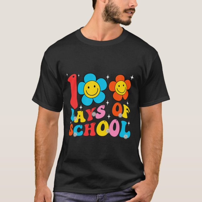 Lärare Kids Retro Groovy 100 dagar Lycklig 100 dag T Shirt (Framsida)