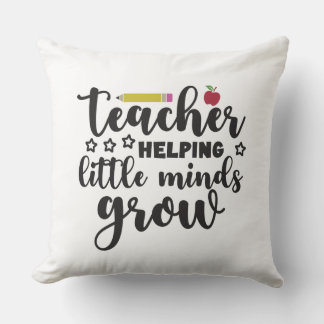 Lärare som hjälper små hjärnor att växa kudde