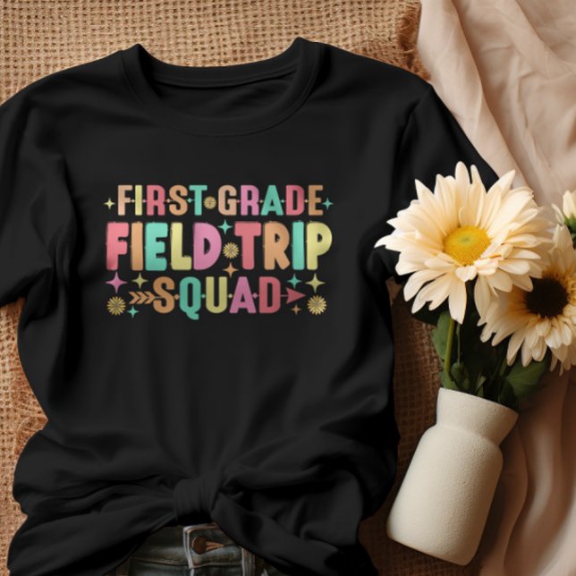 Lärare Studenter Första Klass Fält Resa-torget T Shirt (Skapare uppladdad)