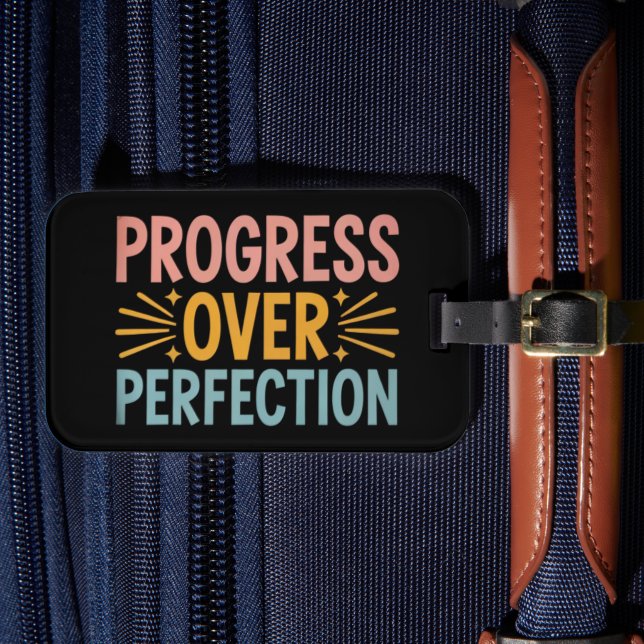 Lärarframsteg före perfektion tillbaka till skolan bagagebricka (Framsida Insitu 4)
