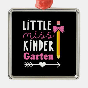 Lärargåva   Little Miss Kinder Garten Julgransprydnad Metall