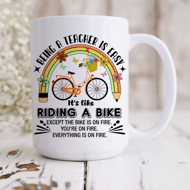 Lärarkänning för regnbåge, lustig lärare kaffemugg (Being A Teacher is Easy, It's Like Riding A Bike mug, personalized teacher mug, teacher gift ideas )