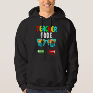 Lärarläge av förra dagen vid sommaruppehållet i sk hoodie