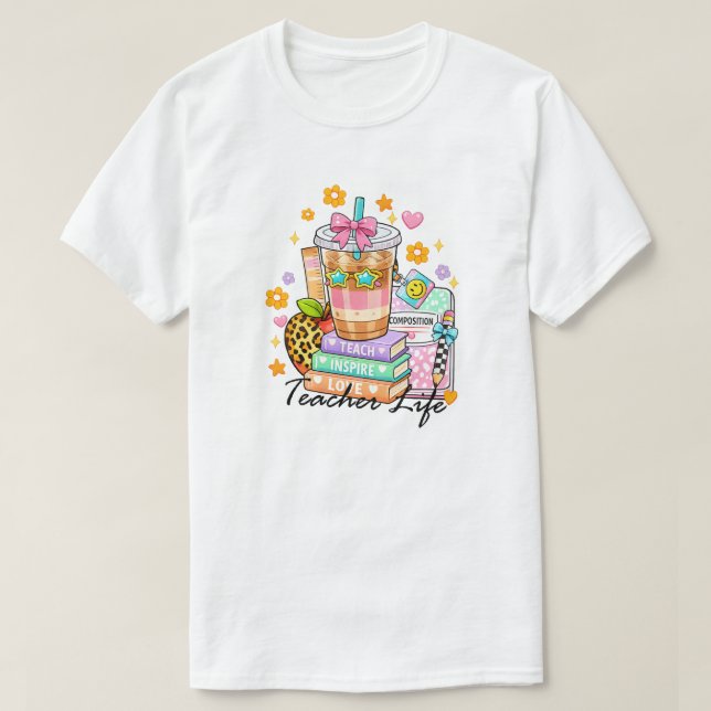 Lärarliv Iced Coffee Böcker Coquette T Shirt (Design framsida)