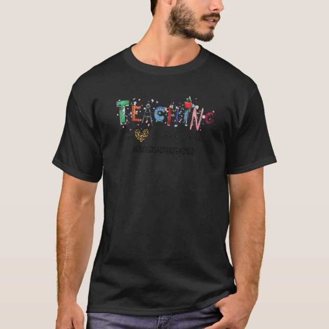 Läraryrket Kindergarten Teacher Heart W T Shirt (Framsida)