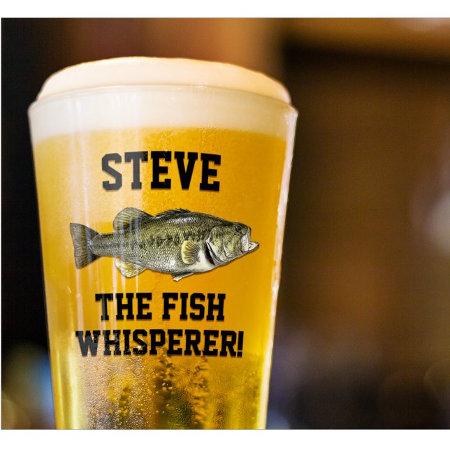 Largemouth Bass Sports Namn Glaskopp (Fishing gifts for bass fisherman, the fish whisperer beer glass.)