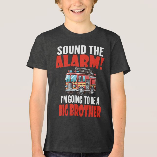 Larma Jag Kommer Att Bli En Storbror T Shirt (Framsida)