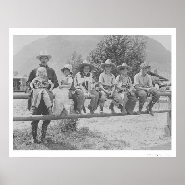 Larry Larom med sex barn. Poster (Framsidan)