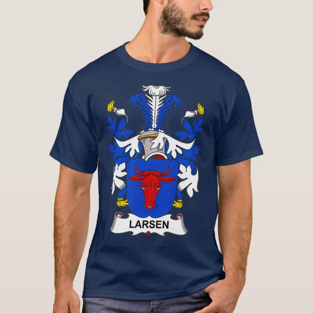 Larsen Jackar Arm Family Crest T Shirt (Framsida)