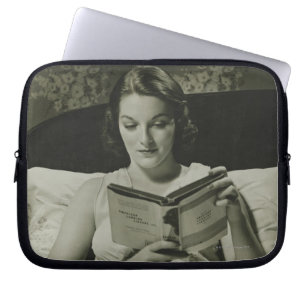 Läs- bok för kvinna laptop sleeve