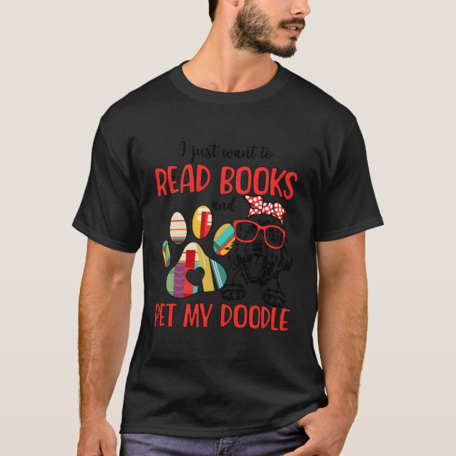 Läs Bokar Pet My Doodle Owner Goldendoodle T Shirt (Framsida)
