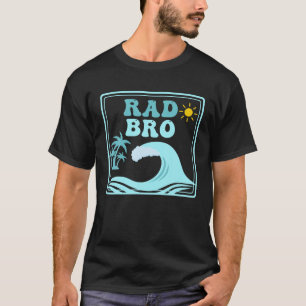 Läs in matchningen mellan den första Surfan på föd T Shirt
