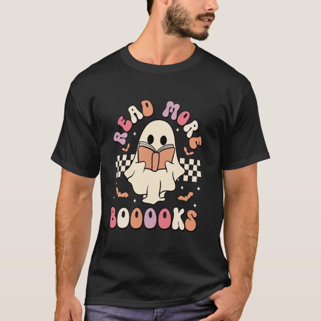 Läs Moe Boooks Teacher Student Spooky Ghost Hall T Shirt (Framsida)