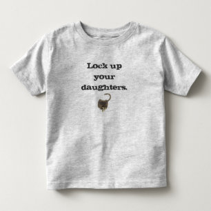 Lås upp dina döttrar. t shirt