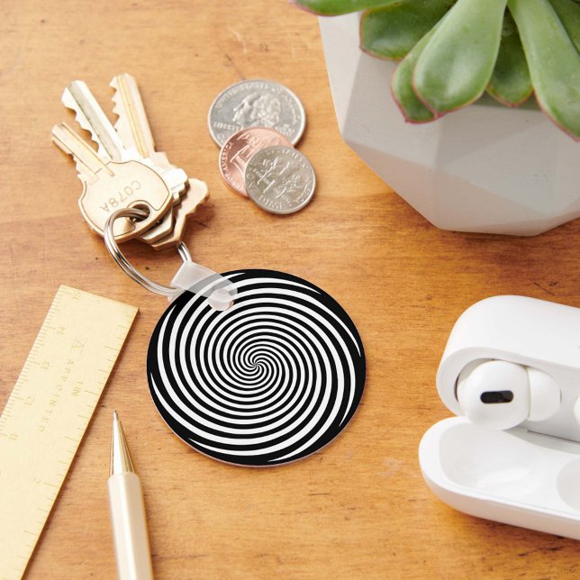 Lås upp Magic Hypnosis Spiral Nyckelring (Take your keys on a trippy ride with our black and white Hypnosis spiral key chain.)