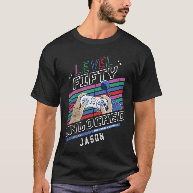 Lås upp Retro-spelarfödelsedag på femtio nivåer T Shirt (Framsida)