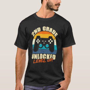 Lås upp spelet på andra Klassen till Klass T Shirt