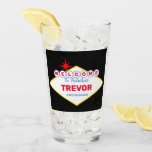 Las Vegas - signera Speciellt händelseseglas Glaskopp<br><div class="desc">Det är Vegas,  Baby!Eller kanske bara poker nattens gång barnen går och lägger sig. Lägg i lite svag till en speciell någons dag med det här Vegas-glaset! Anpassa med valfri Namn och rubrik.</div>
