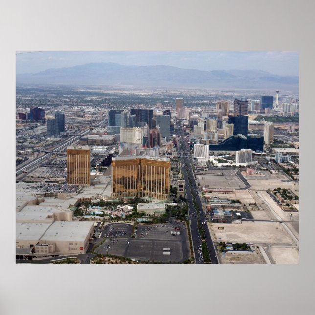 Las Vegas Strip Aerial View 2009 Poster (Framsidan)