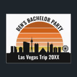 Las Vegas Strip Sunset Anpassningsbar Vacation Vykort<br><div class="desc">Coola anpassningsbar Las Vegas skyline vid bokkort för din familjeterester eller resa till ljus. Gamla från soluppgången till solnedgången i den här staden och kom ihåg det med den här keepsaksouvenir.</div>