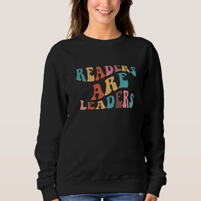 Läsare Är Ledare  Lärarskönsmånad T Shirt (Framsida)