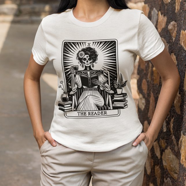 Läsarens Tarot Card-sändning - Mystical Bok Älskar T Shirt (Skapare uppladdad)