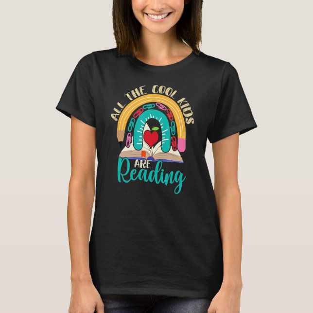 Läser lärarbarn Coola Bokar T Shirt (Framsida)