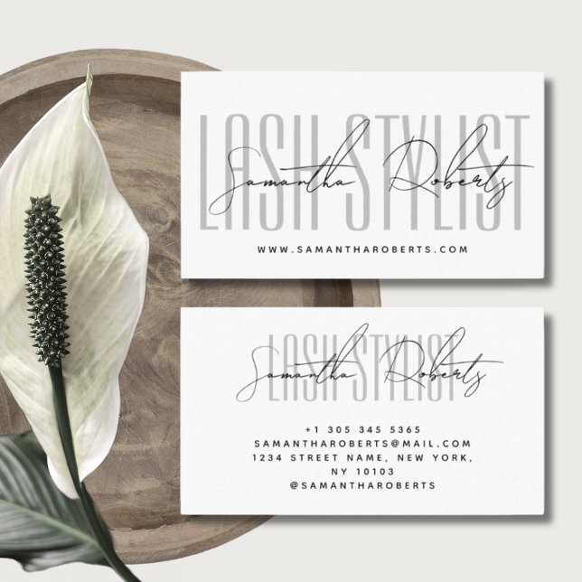 Lash stylist modern typography-skript vit visitkort (Skapare uppladdad)