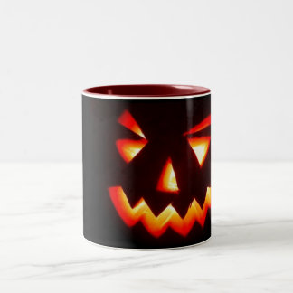 läskig halloween pumpamugg Två-Tonad mugg