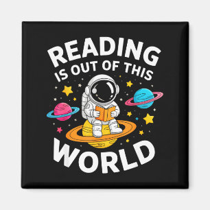 Läsning är en astronautbok om rymden som är utanfö magnet