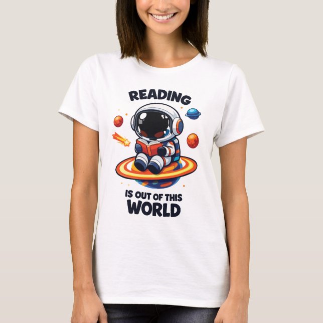 Läsning är fantastiskt t shirt (Framsida)