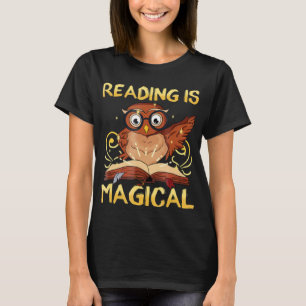 Läsning är magisk T-Shirt, Cute Uggla Bok Shirt T