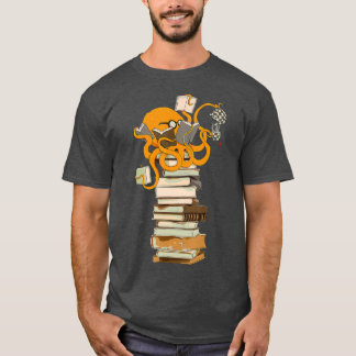 Läsning av kaffe och gåva av Octopus-te och bokar T Shirt