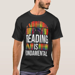 Läsningen är grundläggande poetry Bookworm och Bok T Shirt