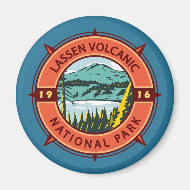 Lassen Volcanic National Park Retro Compass Emblem Magnet (Framsidan)