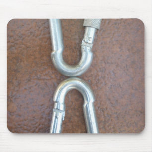 Låst i: Konstruktion för tåligt lås av stålbehålla Musmatta