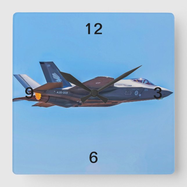 låst Martin F-35A Blixt II Wall Clock Fyrkantig Klocka (Framsida)
