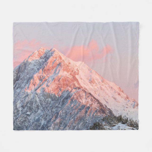 Last sun light on mountain Storžič, Slovenia Fleecefilt (Framsidan (Horisontell))