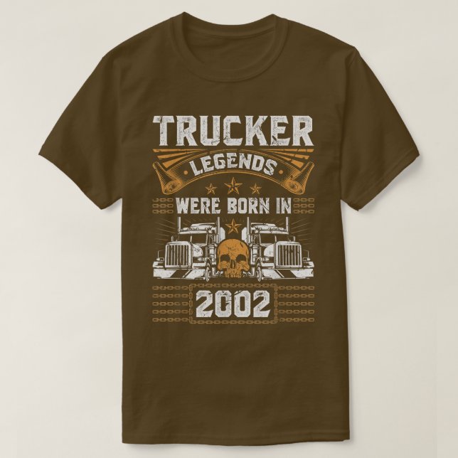 Lastbil förare Legend Birthday Trucker, född 2002 T Shirt (Design framsida)