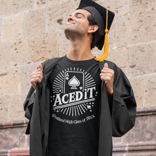 Läste in den i Studenten med din skola Namn T Shirt