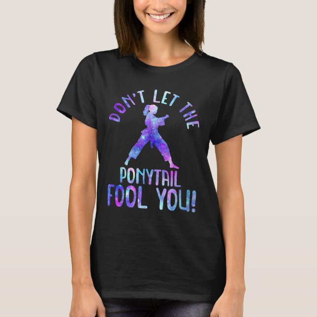 Låt Dig Inte Luras Av Hästsvansen Roligt För Karat T Shirt (Framsida)
