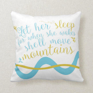 Låt henne sova kudder kudde
