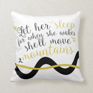 Låt henne sova kudder kudde