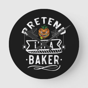Låt mig vara en bagare Roligt Halloween-kostympres Rund Klocka