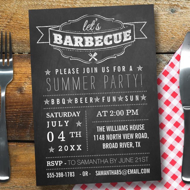Låt oss BBQ! Chalkboard Typography Summer Party Inbjudningar (Skapare uppladdad)